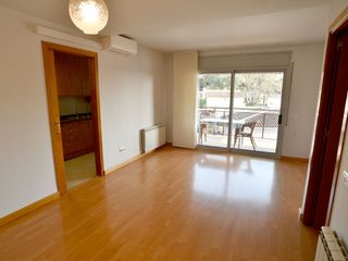 Dachwohnung in Carrer de ramon llull 15. Àtic al nucli del poble. exterior i molt lluminós, amb una àmpli