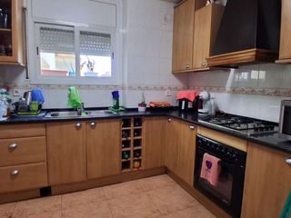Appartement à Sarda 1. Piso en venta cerca rambla y avinguda de barbera