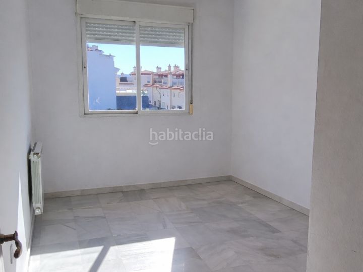Foto 521e6760-a85d-4013-a97b-0539c82d0feb. Casa pareada en vía del tranvia 1 casa pareada con piscina privada en Cájar