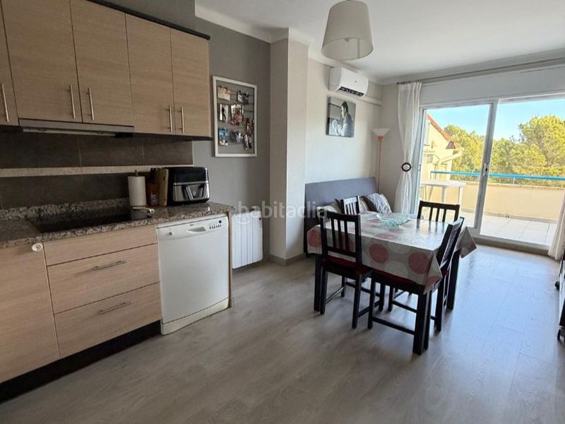 Foto 4cdee505-ad81-4ea5-8b9f-4313d40bd863. Apartament a avda. riells 172 a Port - La Clota - Puig Sec Escala (L´)