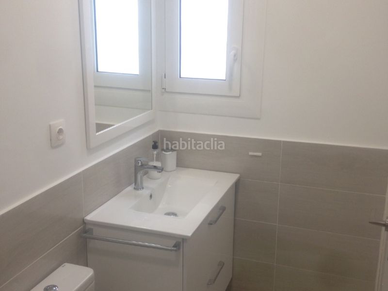 Foto 9dda06ce-2e7a-43cf-8526-a27011201574. Apartament a carrer de nàpols 98 a Fort Pienc Barcelona