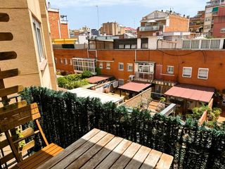 Piso en Ventura plaja 51. Excepcional piso en sants