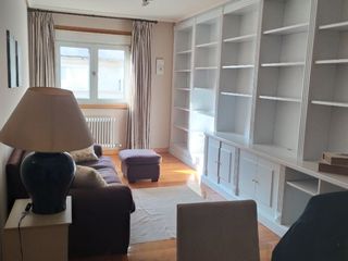 Miete Appartement in Castelao 9. Apartamento muy céntrico en pontevedra con garaje y trastero.