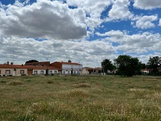 Terreny residencial a Calle alcalde saturnino buedo 16[c]. Terreno a la venta en casas de los pinos (cuenca)