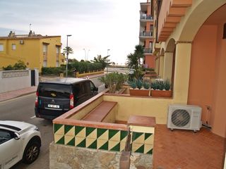 Piso en Carrer joan maragall 5. Piso en venta en empuriabrava, a solo 100 metros de la playa. un