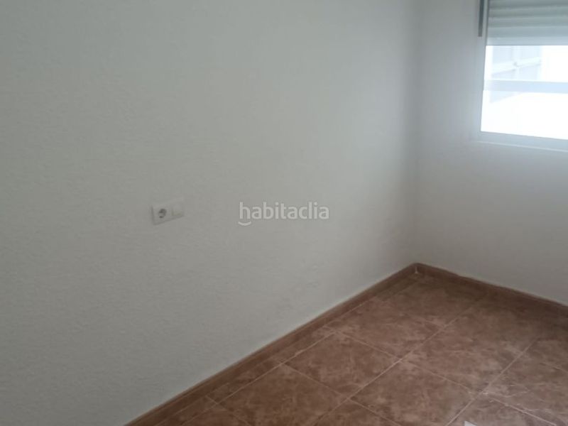 Foto bdfcd3c1-117b-4fe7-a336-e921fc58b8c3. Pis a calle santo domingo de guzmán 14 a Fraternidad Elda