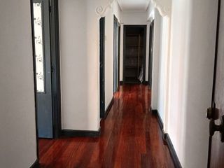 Piso en Lurkizaga  18. Amplio piso exterior de 4 habitaciones con ascensor y portal ref