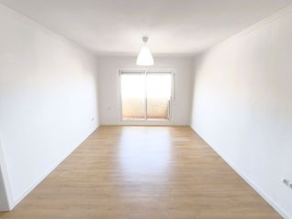 Piso en Torners 6. Moderno y luminoso piso totalmente reformado a estrenar con asce