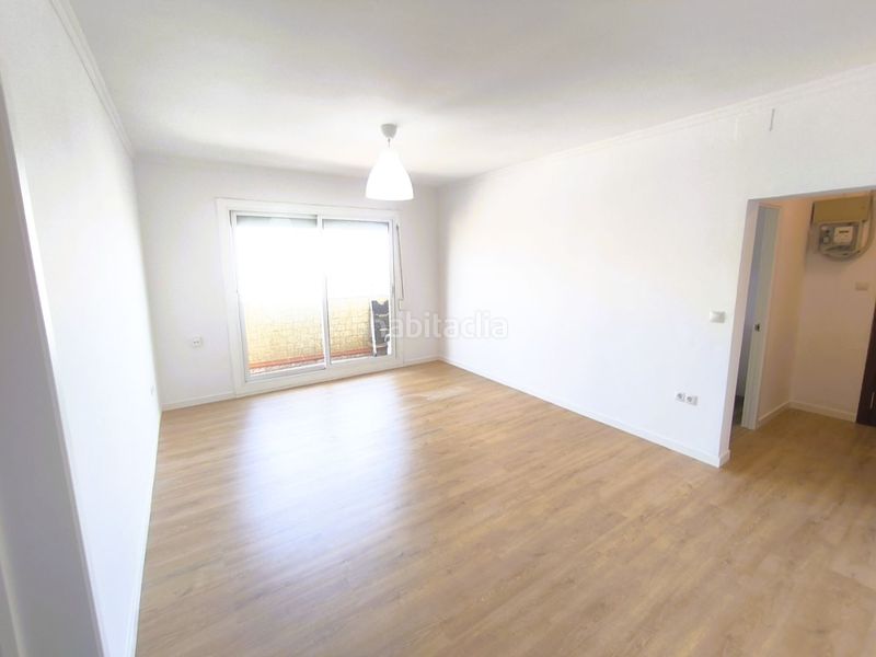 Foto c0addce7-7b83-4c34-8bed-9eef9cf59a8c. Pis a torners 6 a Espronceda Sabadell
