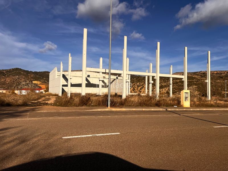Foto afb42c6d-7acf-4b1e-9e56-a307361d32aa. Solar industrial en estacion de chamartin 2 venta de terreno en calle estación de chamartín, 2 en Andorra