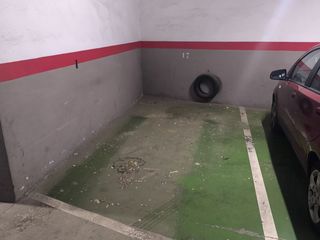 Miete Autoparkplatz in Carrer de la florida 43