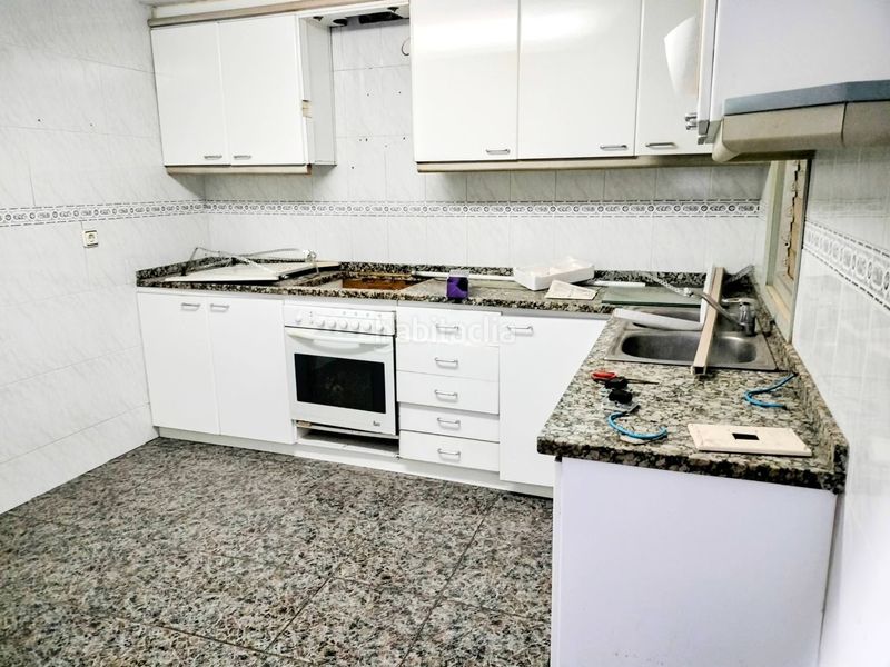 Foto 882591b5-6f49-4782-a78a-1a0634485150. Casa en carrer mas torrents 26 gran oportunidad : casa con infinitas posibilidades de reforma y división en la mejor zona en Blanes
