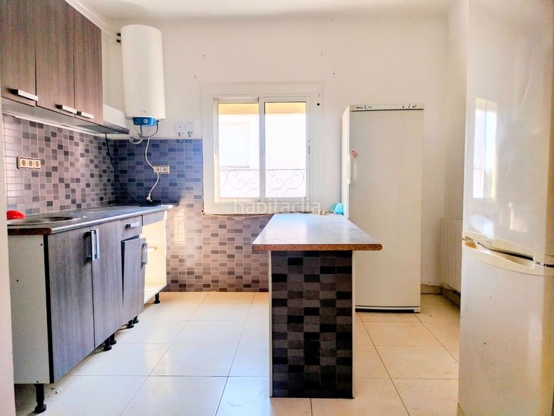 Foto b95f3952-8116-4a13-bbcb-560d3da11202. Casa en carrer mas torrents 26 gran oportunidad : casa con infinitas posibilidades de reforma y división en la mejor zona en Blanes