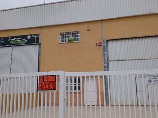 Affitto Capannone industriale in Carrer camí l'alquerieta 29. Nave industrial en massanassa