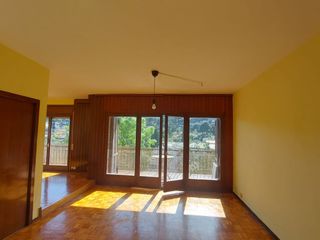 Affitto Appartamento in Quatre camins s/n. Piso con impresionantes vistas, muy luminiso , centrico junti a