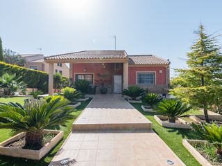 Chalet in Calle ciervo 10. Chalet para disfrutar cada espacio