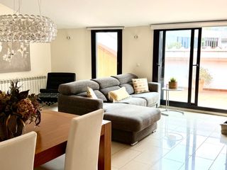 Penthouse in Plaça de l'ajuntament  1. Ático exclusivo con 2 terrazas, sol todo el día y vistas a farne