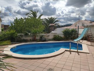 Chalet en Carrer farigola 20. Espectacular chalet a 4 vientos en airesol c: tu oasis de paz y