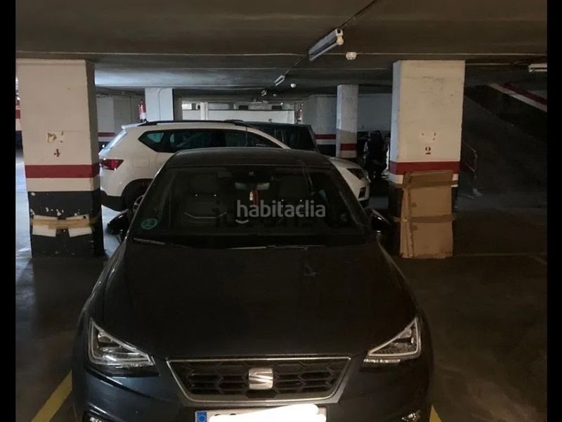 Foto 059d8486-7097-4c3a-a3ad-e62bfce6b79d. Aparcament cotxe a carrer rocafort 176 a La Nova Esquerra de l´Eixample Barcelona
