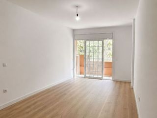Miete Etagenwohnung in Emigdio rodiguez pita 40 40. Piso a estrenar a un paso del mediterraneo