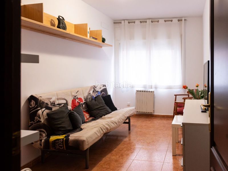 Foto 49ce4d72-1fcb-4ef2-a45b-a8b52a68bd50. Piso en carrer de sant antoni 1 piso de 5 habitaciones en 2ª línea de mar en Mataró