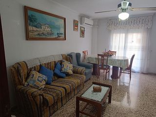 Flat in Capitan torregrosa  24. Piso céntrico con ascensor