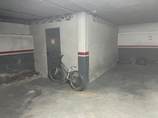 Affitto Posto auto in President lluis companys 86. Trastero en alquiler