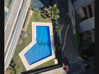 Piso en Avd portugal 12 residencial arel 12. Construcción relativamente nueva y con mejoras hechas