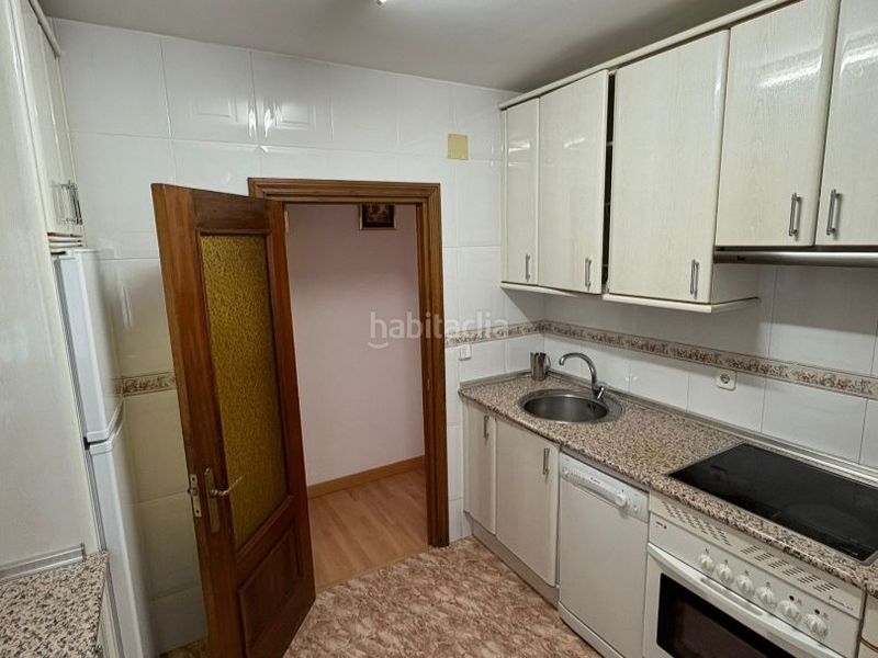 Foto fd36dbeb-3b71-4949-a54a-00edca466f6b. Pis a mar de aral 7 a Pinar del Rey Madrid