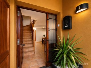 Casa adossada a Carrer del greco 20. Vivienda luminosa y cuidada en una de las mejores zonas de palaf