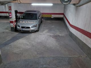 Parking voiture à Carrer de l'escorial 168. Plaça aparcament cotxe mitjà fàcil accés