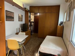 Bureau à Mejía lequerica 12. Estudio/despacho