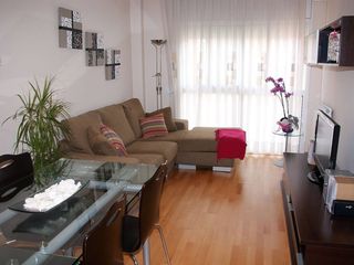 Affitto Appartamento in Sant miquel 26. Lloguer pis de 2 habitacions + aparcament a l' eixample sud-migd