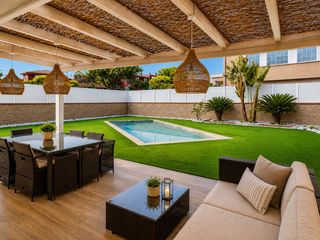 Haus in Bretanya 1. Moderna casa familiar con piscina en una de las mejores zonas de