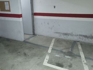 Motorcycle parking in Tamarit 56. Se vende parking para moto en calle tamarit