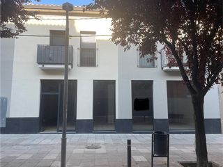 Affitto Locale commerciale in Comerç 0. Local a estrenar. obra nueva.