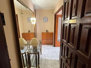 Affitto Appartamento in Carrer de l'escultor modest gené  17. Piso para chicas universitarias en reus