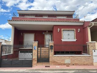 Casa in Calle orquídeas 16. Duplex a la venta en las torres de cotillas