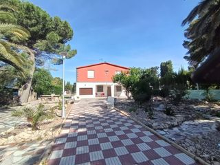 Chalet in Sos del rey católico  6. Espectacular casa independiente con piscina privada y amplios es
