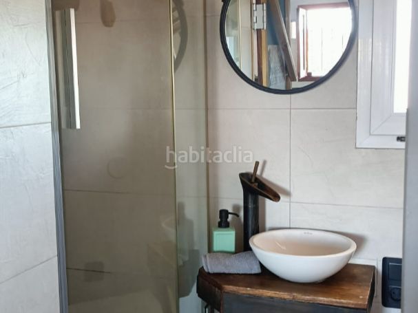 Foto 58243b96-b131-4fcc-a52f-847676a4f7fe. Alquiler loft en avinguda neptú 36 estudio en primera linea de playa de daimus en Daimús