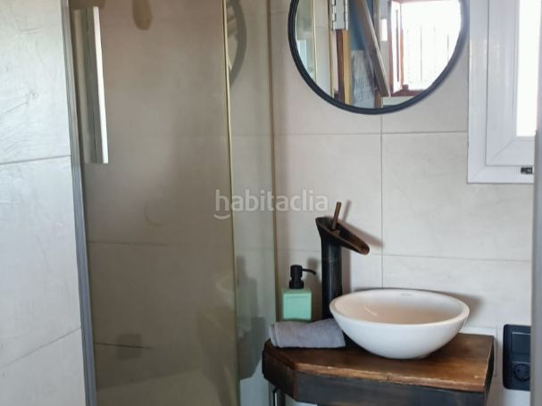 Foto c07db453-453b-4d69-8c60-0fcfc0f5e4c0. Alquiler loft en avinguda neptú 36 estudio en primera linea de playa de daimus en Daimús