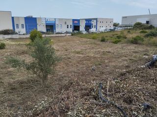 Gewerbliches Grundstück in Carrer del ferro 22. Parcel·la cantonera amb visibilitat màxima i accés doble.