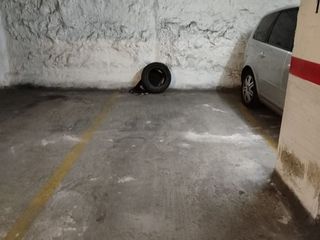 Lloguer Aparcament cotxe a Mare de déu dels angels  7. Alquilo plaza de parking zona centro de santa coloma de gramenet