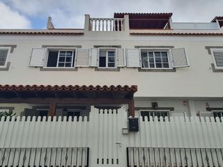 Doppelhaus in Crtra visvique 150. Si buscas un hogar