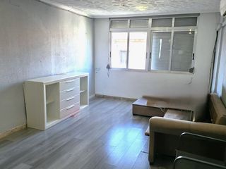 Piso en Mayor de nazaret 25. Oportunidad en venta.