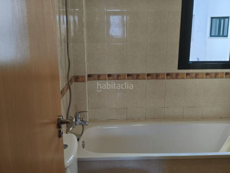 Foto a6a00711-0f45-470b-8462-818a611a3801. Piso en calle la montaña 2 magnifico piso en zona nueva Camas - marcelino camacho Camas