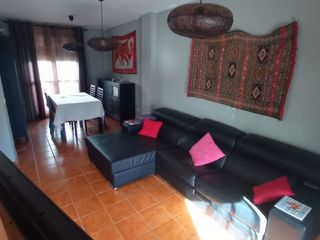 Lloguer Casa adossada a Avenida vicente aleixandre 38