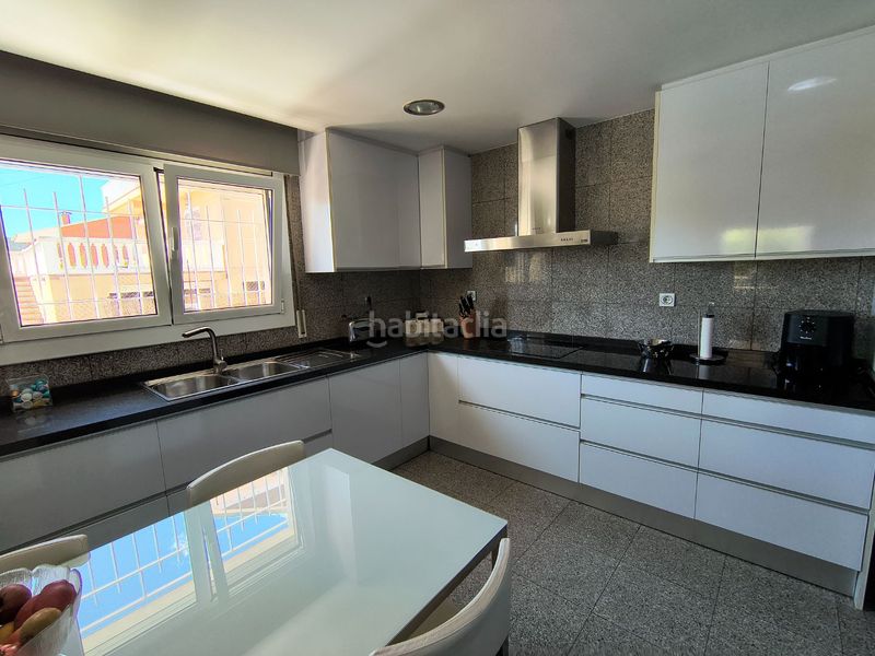 Foto 4dc7dd59-7149-4177-a14c-892812e572be. Haus in carrer de xaloc 6 in La Sentiu Gavà