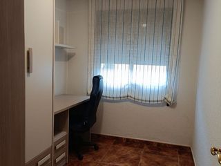 Location Appartement à Sebastián elcano 7. Piso bien comunicado en avilés, asturias.