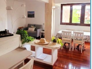 Miete Etagenwohnung in Sabino arana 17. Se alquila amplio y luminoso piso de 85 m² útiles en el corazón